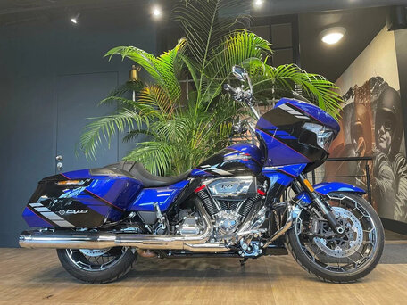 2025 Harley-Davidson CVO Road Glide, синий, 6500000 рублей, вид 1