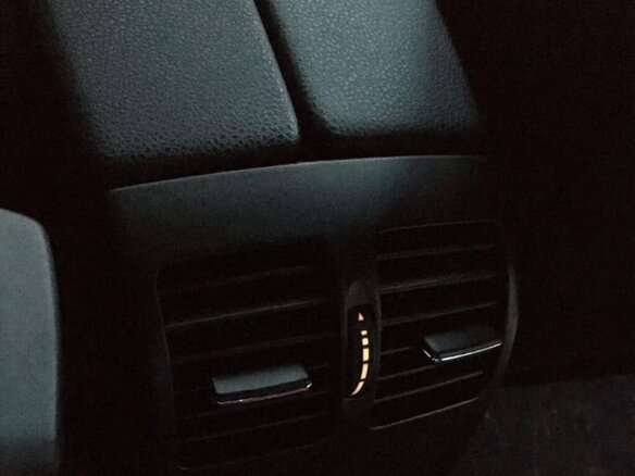 2011 Mercedes-Benz C-Класс 180 BlueEFFICIENCY III (W204) Рестайлинг, красный, 1750000 рублей - вид 15