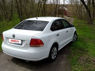 2014 Volkswagen Polo V, белый, 700000 рублей, вид 4