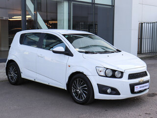 2012 Chevrolet Aveo II, белый, 529000 рублей, вид 3