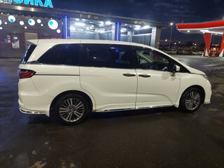 2019 Honda Odyssey V Рестайлинг, белый, 3000000 рублей, вид 5