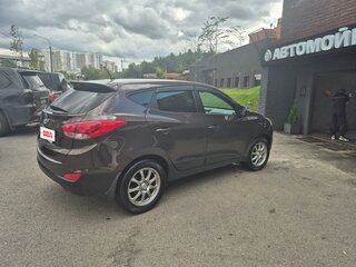 2013 Hyundai ix35 I Рестайлинг, коричневый, 1280000 рублей, вид 2