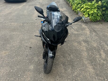 2023 Yamaha YZF-R3, чёрный, 666000 рублей, вид 3