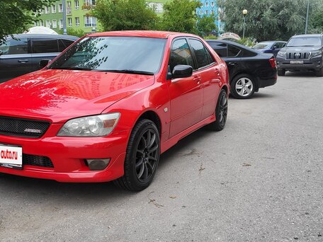 2000 Toyota Altezza, красный, 950000 рублей, вид 2