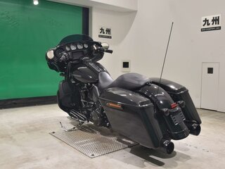 2020 Harley-Davidson Street Glide Special, чёрный, 1547000 рублей, вид 5
