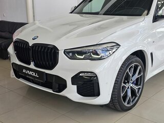 2020 BMW X5 30d IV (G05/G18), белый, 5180000 рублей, вид 3