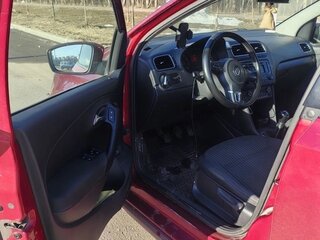 2013 Volkswagen Polo V, красный, 505000 рублей, вид 5