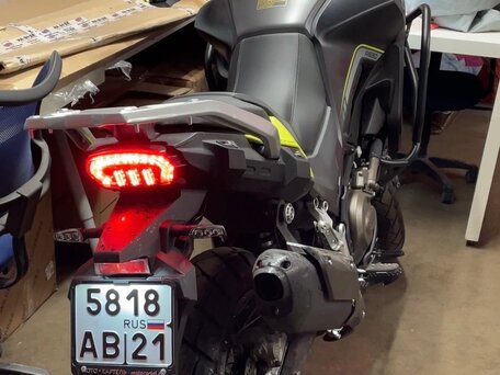 2025 QJMotor SVT 650 X, чёрный, 720000 рублей, вид 4