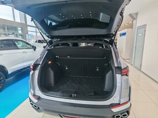 2026 Geely Coolray I Рестайлинг 2, серебристый, 2774990 рублей, вид 4