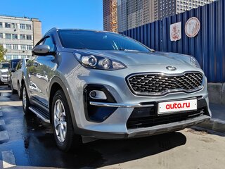 2019 Kia Sportage IV Рестайлинг, серебристый, 2210000 рублей, вид 4