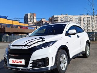 2014 Honda Vezel I, белый, 1530000 рублей, вид 2