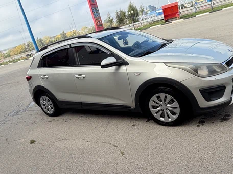 2018 Kia Rio X-Line IV, бежевый, 1228000 рублей, вид 5