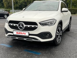 2022 Mercedes-Benz GLA 200 II (H247), белый, 3470000 рублей, вид 3