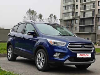 2017 Ford Kuga II Рестайлинг, синий, 1500000 рублей, вид 2