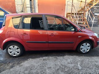 2006 Renault Scenic II Рестайлинг, красный, 295000 рублей, вид 4