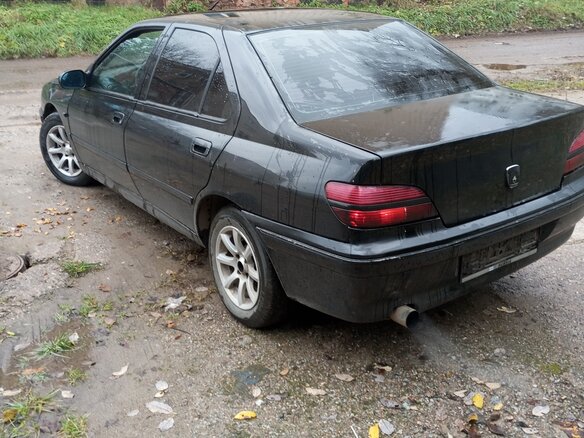 2002 Peugeot 406 I Рестайлинг, чёрный, 250000 рублей - вид 3