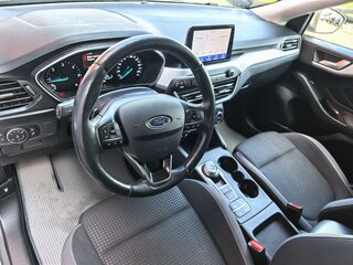 2020 Ford Focus IV, серебристый, 1679000 рублей, вид 5