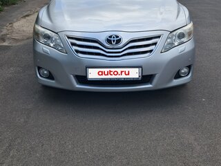 2010 Toyota Camry VI (XV40) Рестайлинг, серебристый, 1570000 рублей, вид 3