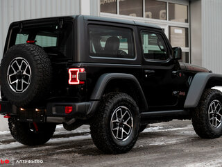 2025 Jeep Wrangler IV (JL) Рестайлинг, чёрный, 7700000 рублей, вид 3