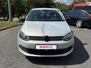 2013 Volkswagen Polo V, серебристый, 850000 рублей, вид 2