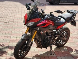 2015 Yamaha MT-09 Tracer (FJ-09), красный, 670000 рублей, вид 4