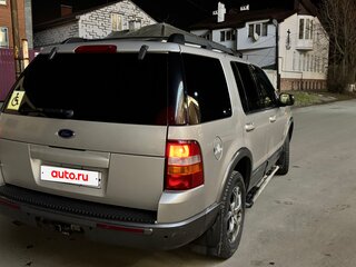 2005 Ford Explorer III, серебристый, 760000 рублей, вид 4