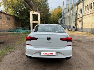 2021 Volkswagen Polo VI, белый, 830000 рублей, вид 4