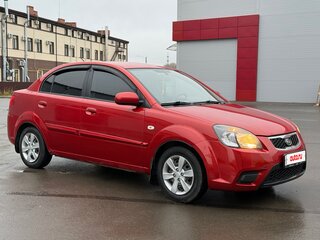 2010 Kia Rio II Рестайлинг, красный, 530000 рублей, вид 4