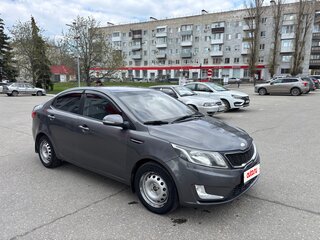 2013 Kia Rio 4-speed III, серый, 750000 рублей, вид 4