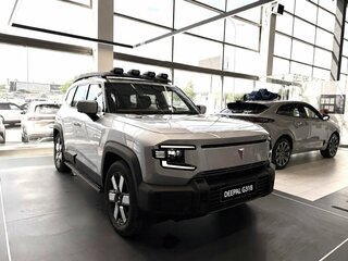 2025 Changan Deepal G318, серый, 6000000 рублей, вид 2