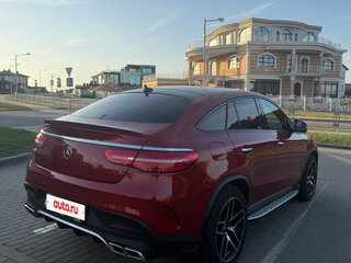 2018 Mercedes-Benz GLE Coupe 400 I (C292), красный, 4000000 рублей, вид 5