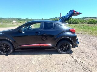 2020 Toyota C-HR I Рестайлинг, чёрный, 1870000 рублей, вид 2