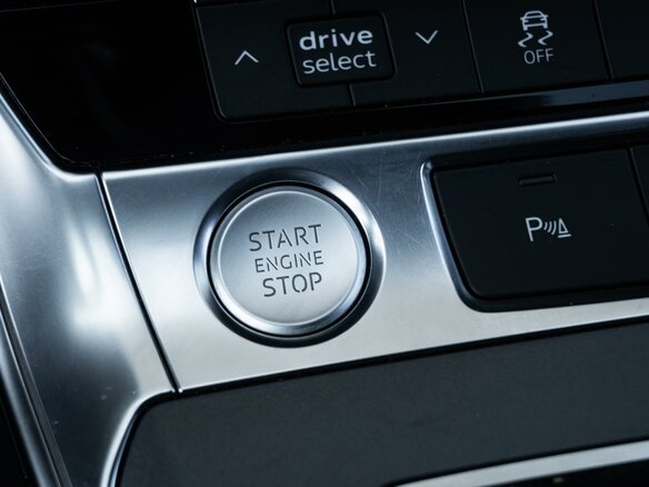 2019 Audi A6 40 TDI V (C8), чёрный, 2670000 рублей - вид 18