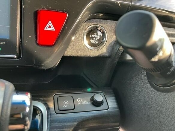 2016 Honda Stepwgn Spada V, фиолетовый, 1550000 рублей - вид 12