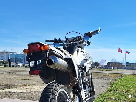 2006 Honda XR 400, белый, 300000 рублей, вид 2