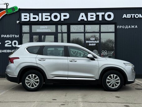 2021 Hyundai Santa Fe IV Рестайлинг, серебристый, 3310000 рублей, вид 3