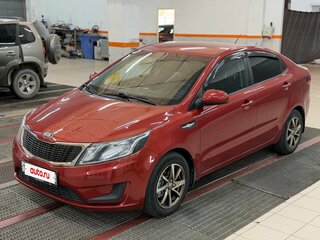 2013 Kia Rio III, красный, 840000 рублей, вид 1