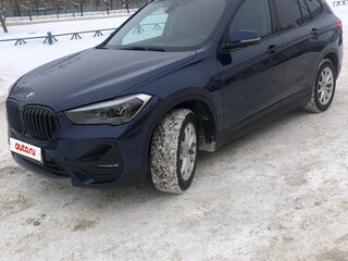 2020 BMW X1 18d xDrive II (F48) Рестайлинг, синий, 3300000 рублей, вид 1