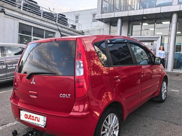 2007 Mitsubishi Colt CZ3 VI (Z20/Z30), красный, 800000 рублей - вид 4