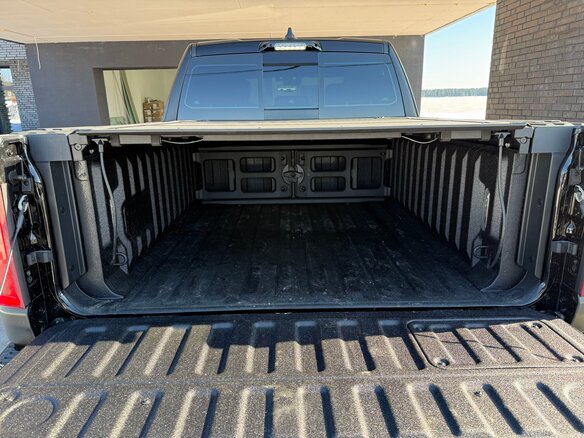 2024 Ram 1500 Crew Cab V Рестайлинг, чёрный, 11000000 рублей - вид 7
