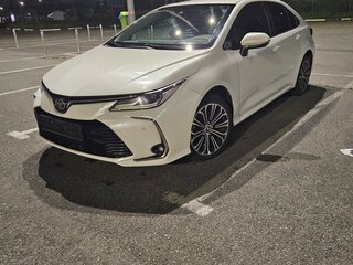 2019 Toyota Corolla XII (E210), белый, 2150000 рублей, вид 1