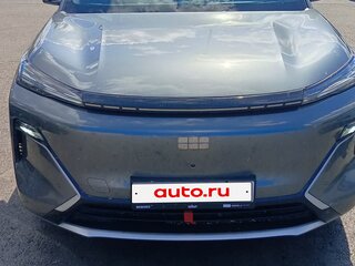 2026 Geely EX5 Гибрид EM-i, серый, 2450000 рублей, вид 2