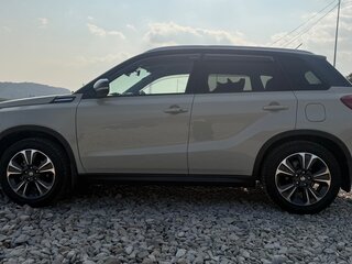 2019 Suzuki Escudo IV Рестайлинг, серый, 2030000 рублей, вид 5