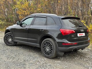 2011 Audi Q5 I (8R), чёрный, 1400000 рублей, вид 3