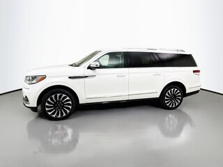 2022 Lincoln Navigator IV, белый, 14859381 рублей, вид 3