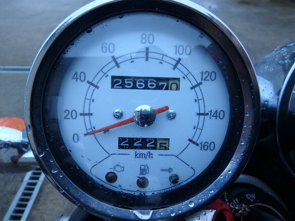 2009 Yamaha SR400, красный, 350000 рублей - вид 16
