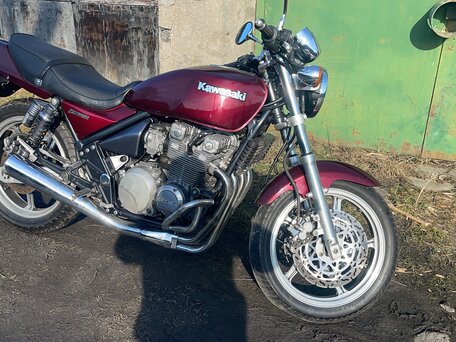 1993 Kawasaki ZR 550 Zephyr, красный, 155000 рублей, вид 2