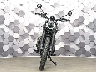 2024 Triumph Scrambler, чёрный, 1447000 рублей, вид 5