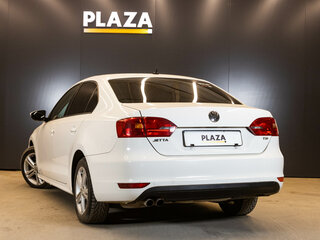 2013 Volkswagen Jetta VI, белый, 690000 рублей, вид 3