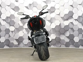 2019 Ducati Diavel 1260 S, серый, 1669000 рублей, вид 4